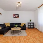 アパート Haustierfreundliches Nur 470 Meter Zum Mit Babybett Und Hochstuhl