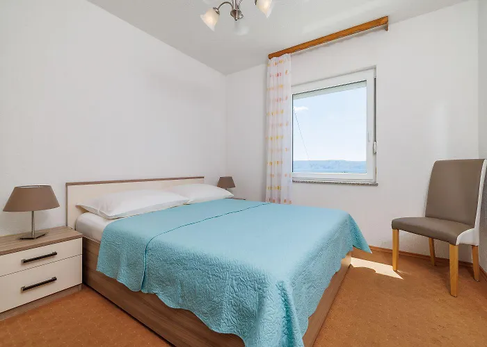 Lägenhet Haustierfreundliches Nur 470 Meter Zum Mit Babybett Und Hochstuhl Povile